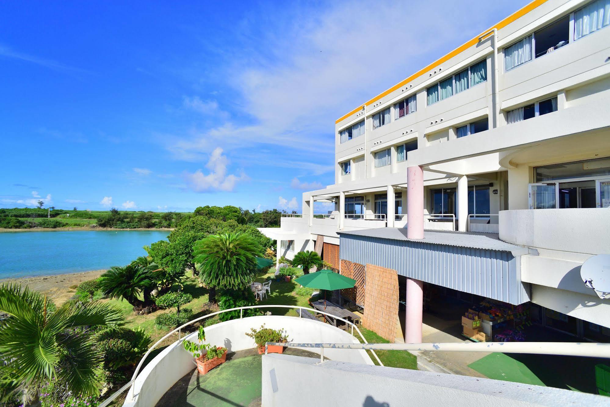 Hotel South Island Miyakojima  Екстер'єр фото
