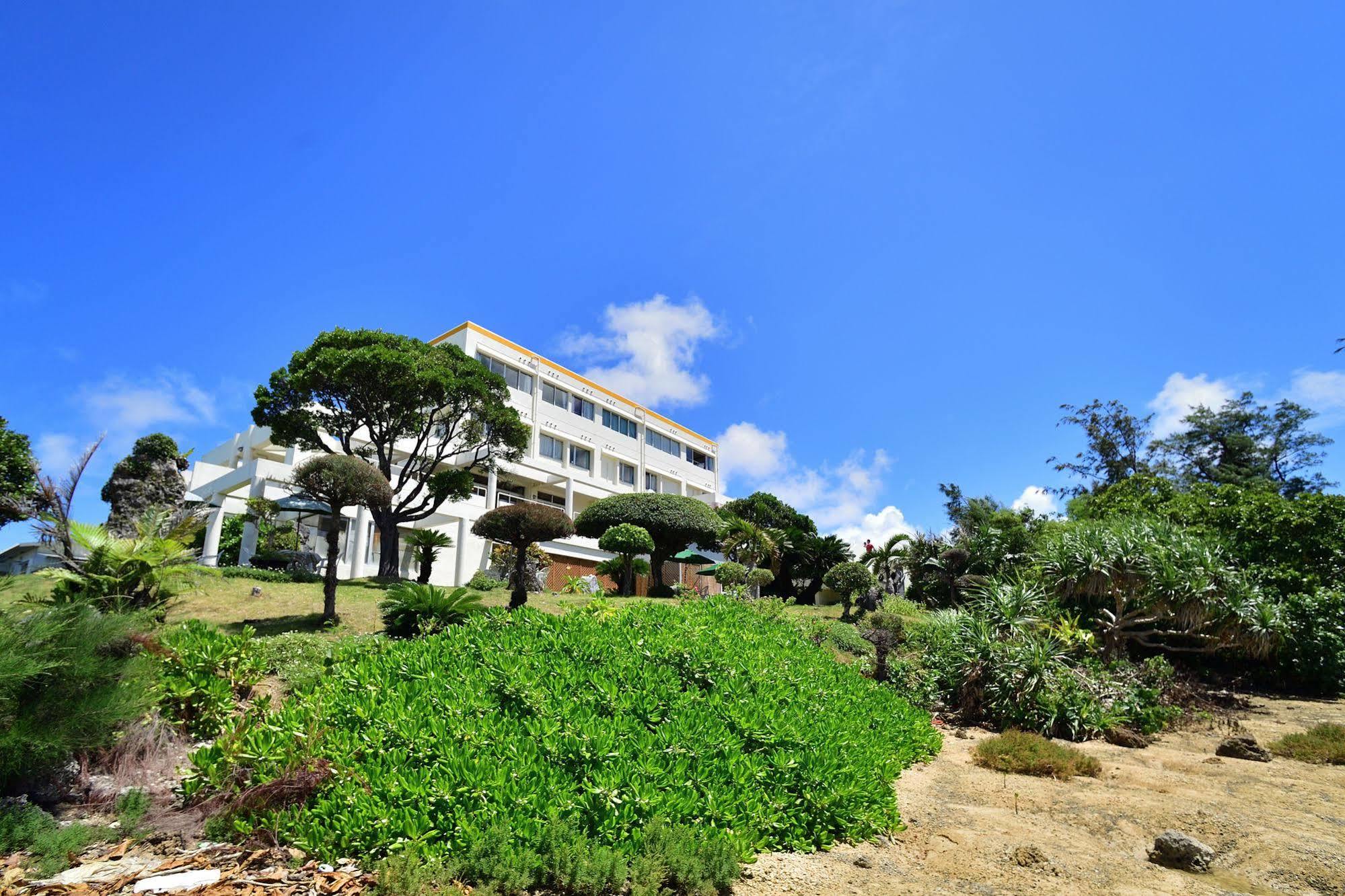 Hotel South Island Miyakojima  Екстер'єр фото